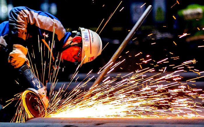 Mempercepat Pembangunan Hijau Industri Keluli, Pembuatan Pintar: Pemimpin
